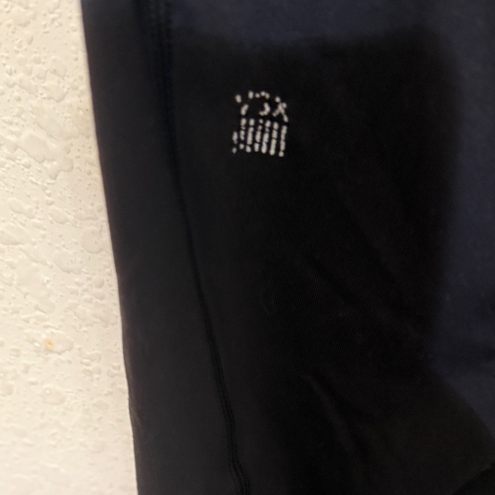 Victoria’s Secret Black Yoga Pants - Picture 4 of 4